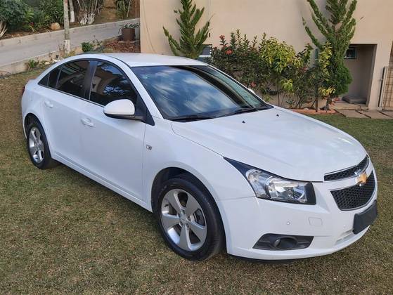 CHEVROLET CRUZE 1.8 LT 16V FLEX 4P AUTOMÁTICO CHEVROLET CRUZE 1.8 LT 16V FLEX 4P AUTOMÁTICO